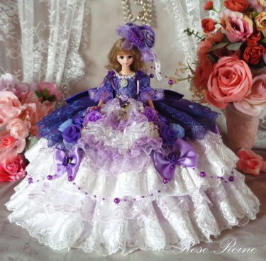 アメジストの王妃 パールグラデーションが可憐で優美なフリルドールドレス